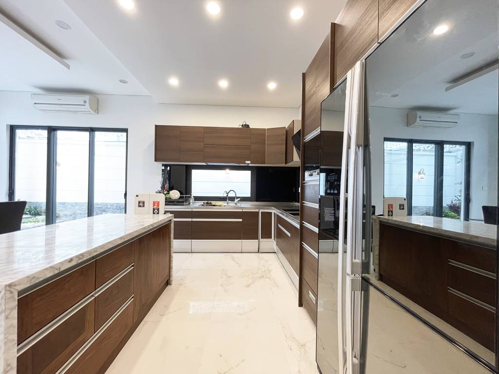 A beautiful & newly - renovated house for rent in Ciputra Hanoi 16