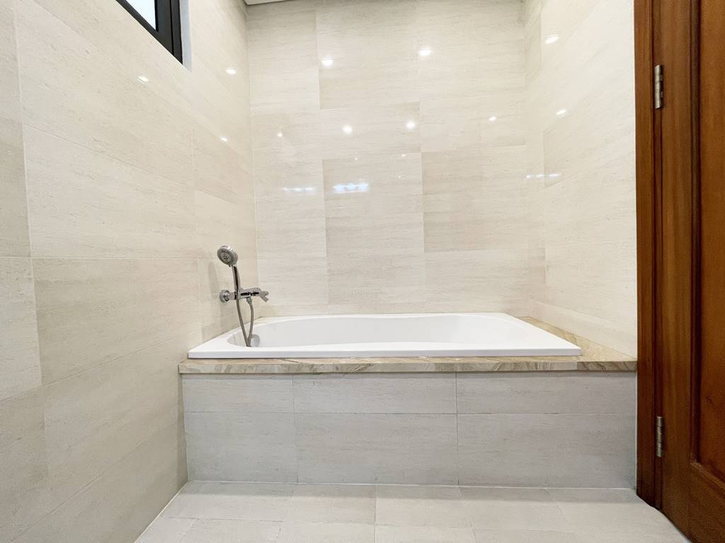 A beautiful & newly - renovated house for rent in Ciputra Hanoi 13
