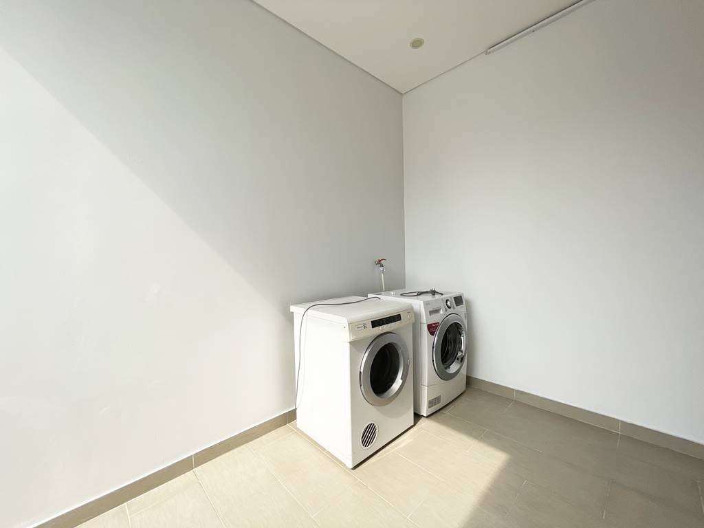 A beautiful & newly - renovated house for rent in Ciputra Hanoi 15