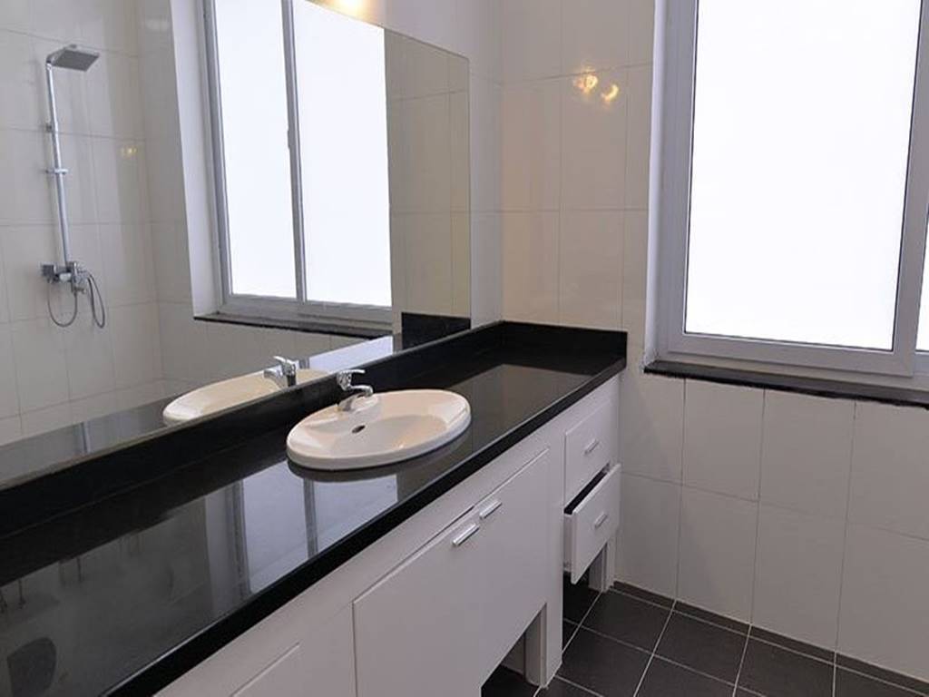 Appealing garden house for rent in T9 Ciputra 16