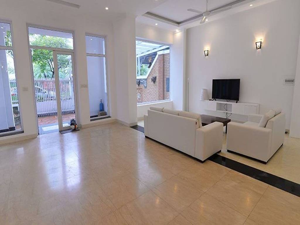 Appealing garden house for rent in T9 Ciputra 2