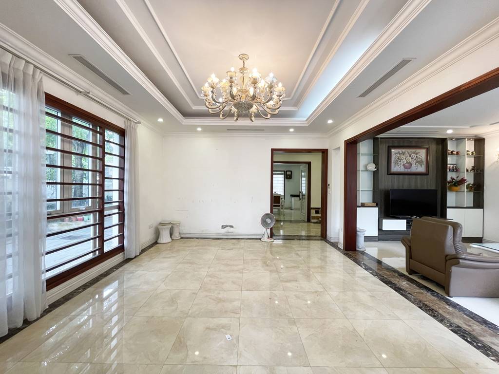 Big house for rent in T Ciputra with an awesome playground view 6