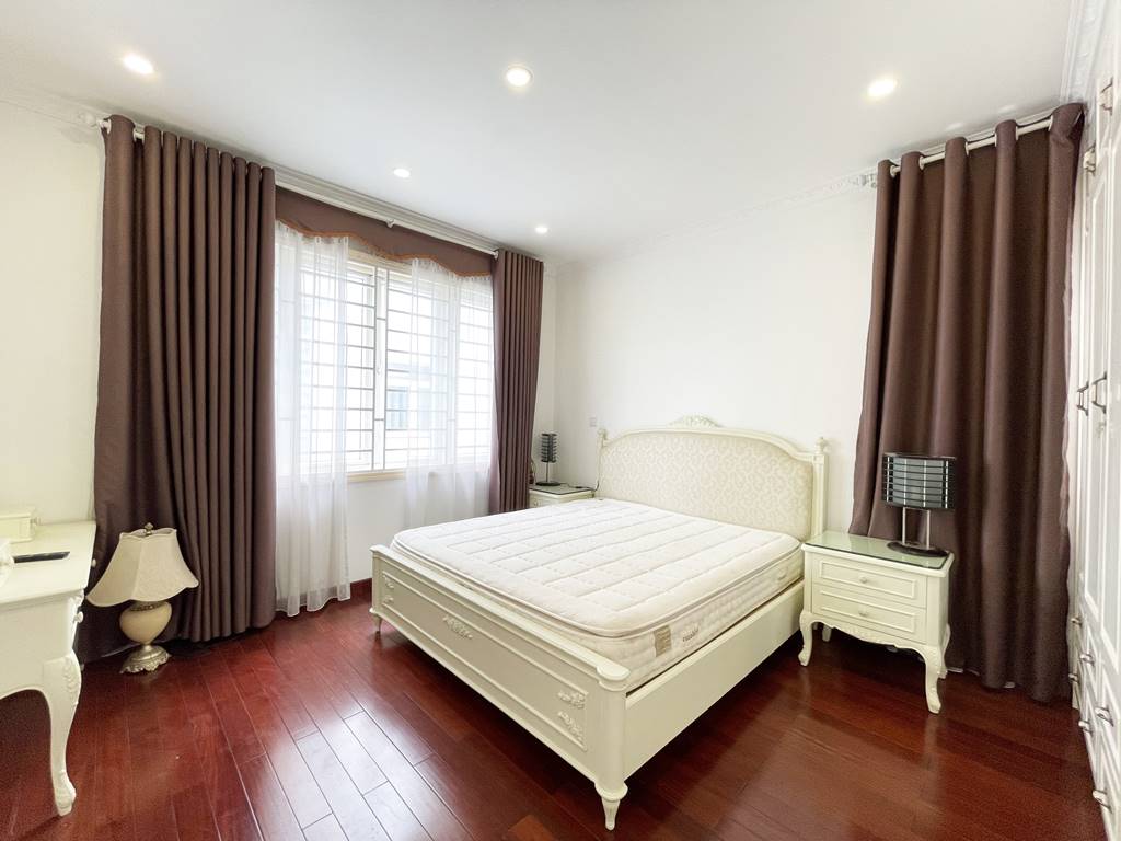 Big house for rent in T Ciputra with an awesome playground view 13