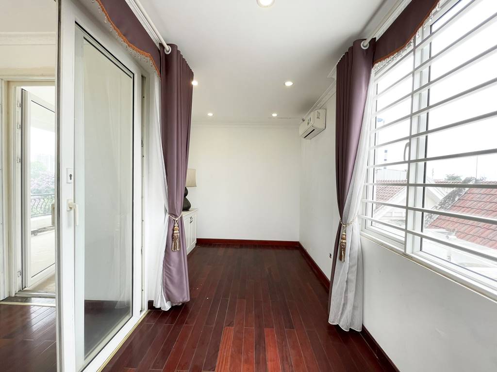 Big house for rent in T Ciputra with an awesome playground view 22