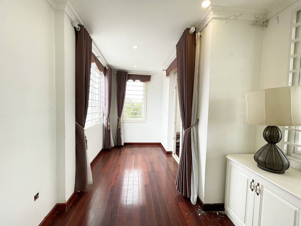 Big house for rent in T Ciputra with an awesome playground view 23