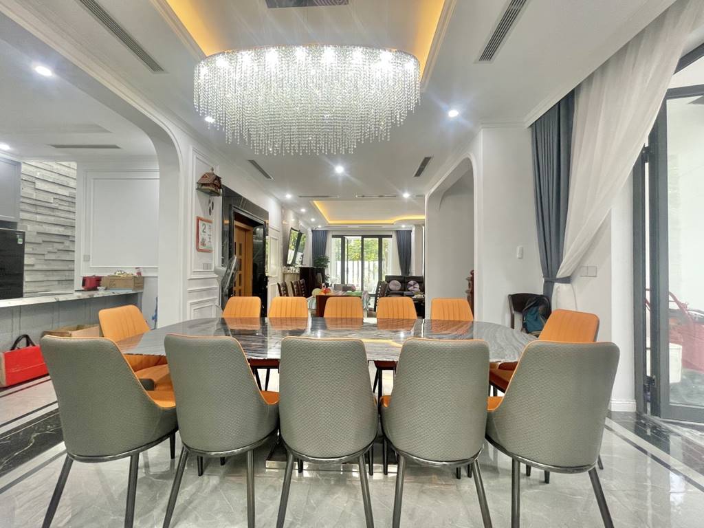 Exclusive garden villa with an elevator for rent in Ciputra Hanoi 16