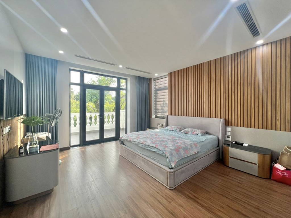 Exclusive garden villa with an elevator for rent in Ciputra Hanoi 21