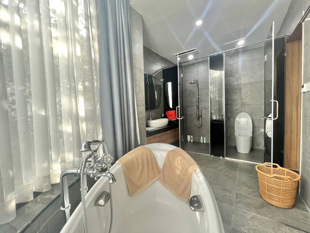 Exclusive garden villa with an elevator for rent in Ciputra Hanoi 31