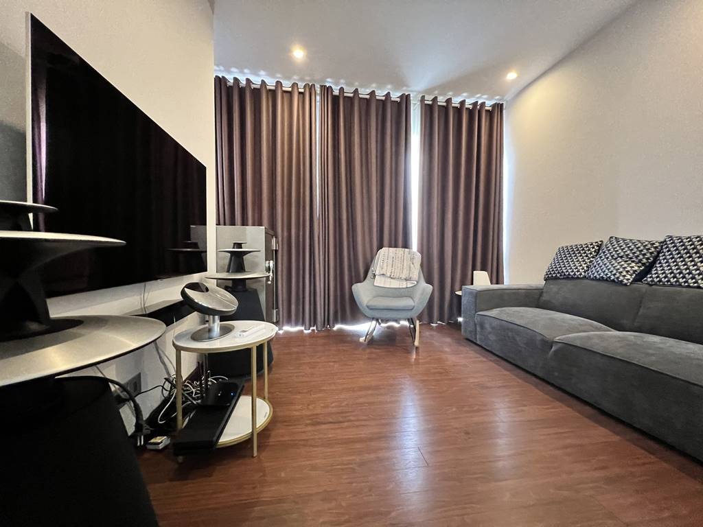 Extremely excellent 400SQM villa in Q Ciputra to rent 2