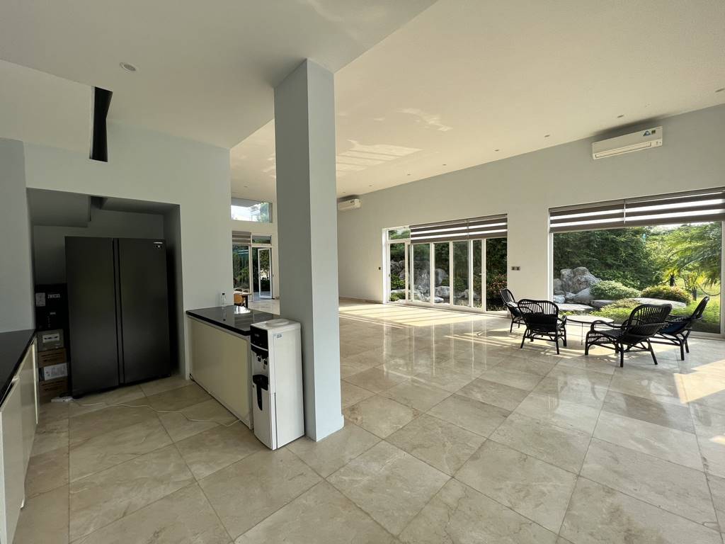 Extremely excellent 400SQM villa in Q Ciputra to rent 3