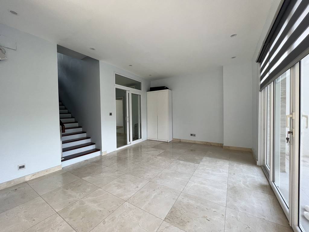Extremely excellent 400SQM villa in Q Ciputra to rent 5