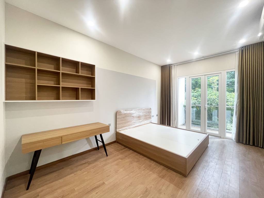 Fantastic 4-bedroom villa for rent in K2 Ciputra 18
