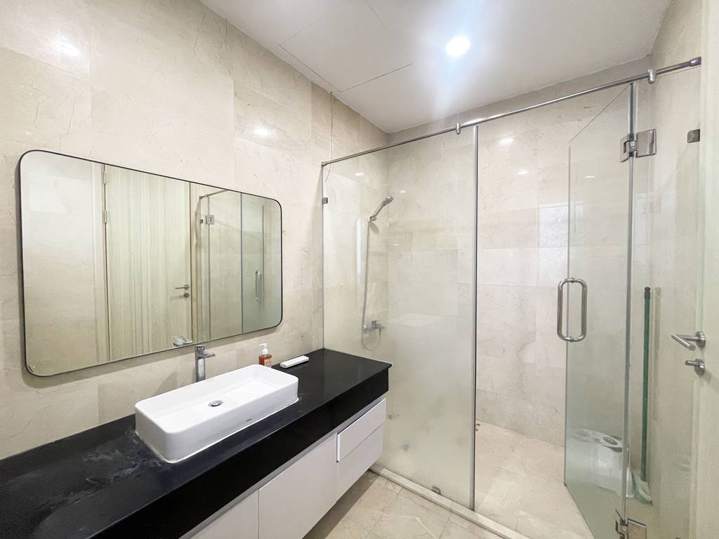 Fantastic 4-bedroom villa for rent in K2 Ciputra 27