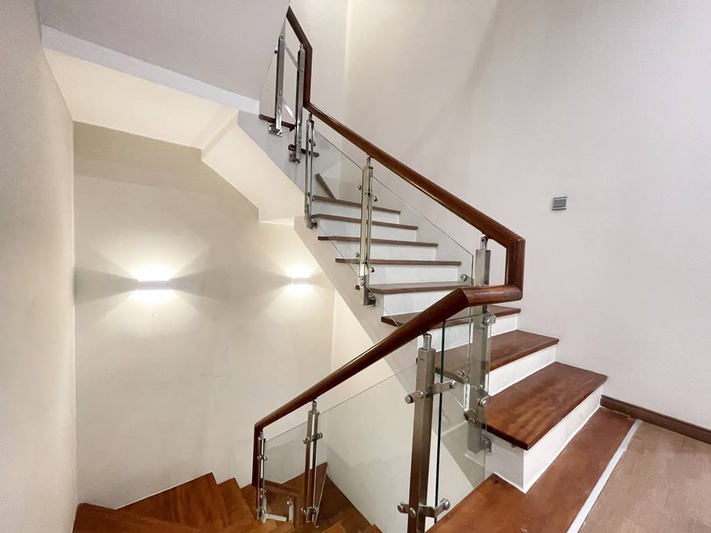 Fantastic 4-bedroom villa for rent in K2 Ciputra 28