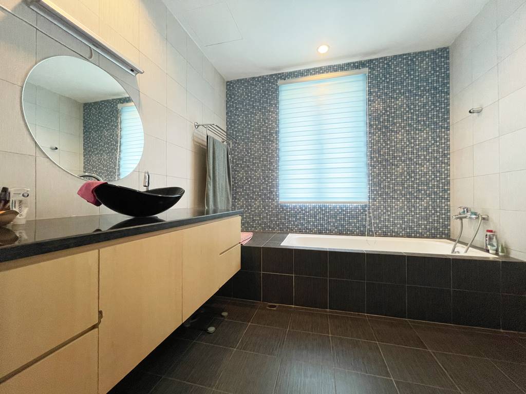 Glamorous corner villa for rent in T5 Ciputra 10