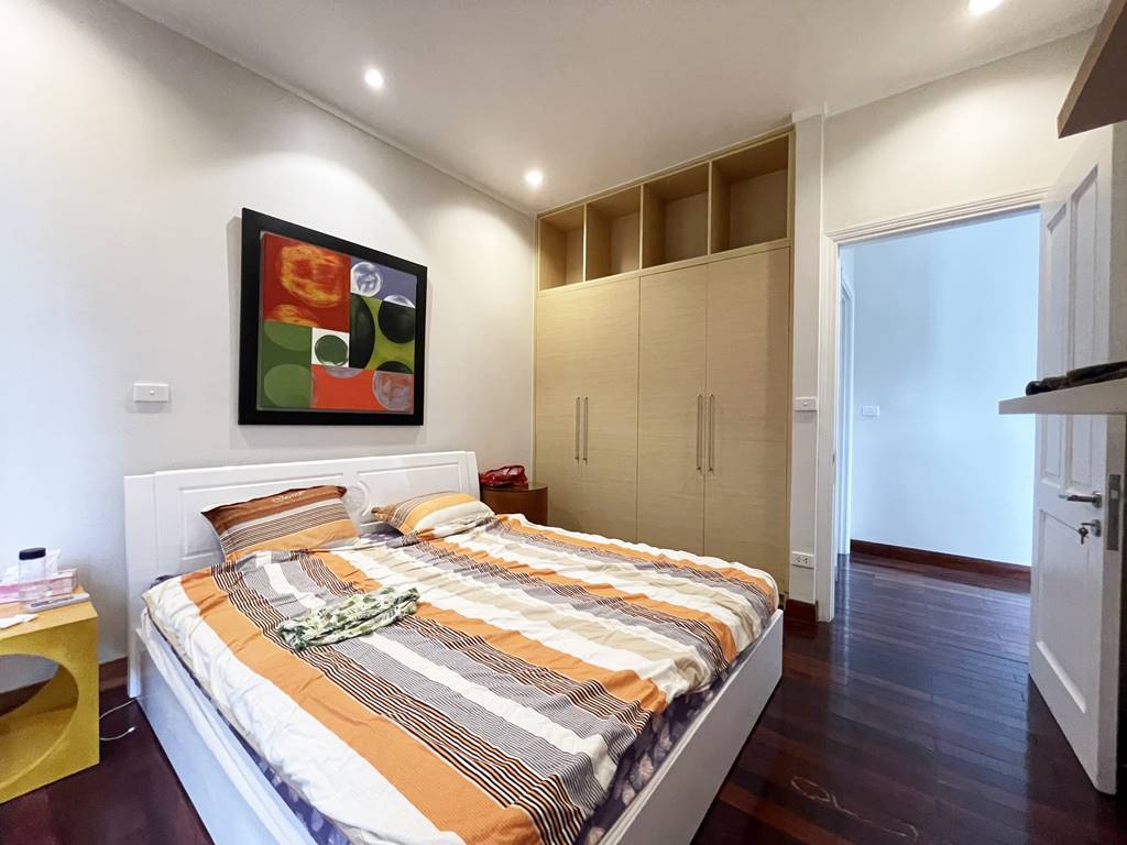 Glamorous corner villa for rent in T5 Ciputra 12