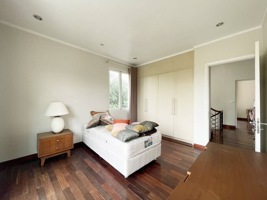 Glamorous corner villa for rent in T5 Ciputra 22