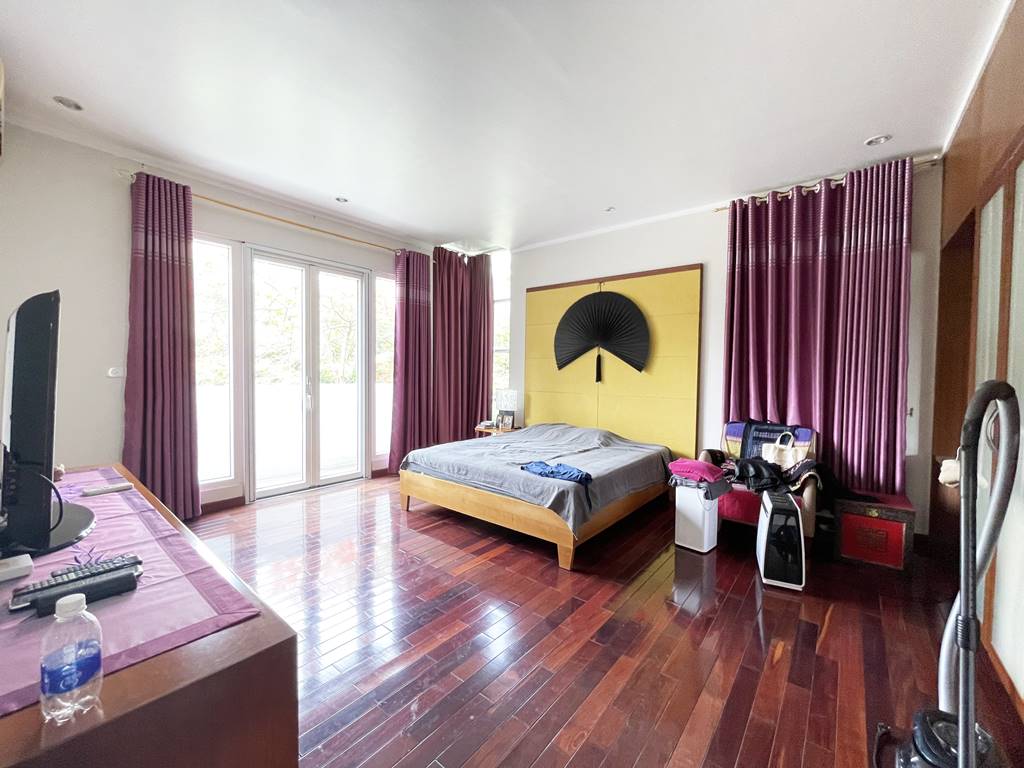 Glamorous corner villa for rent in T5 Ciputra 7