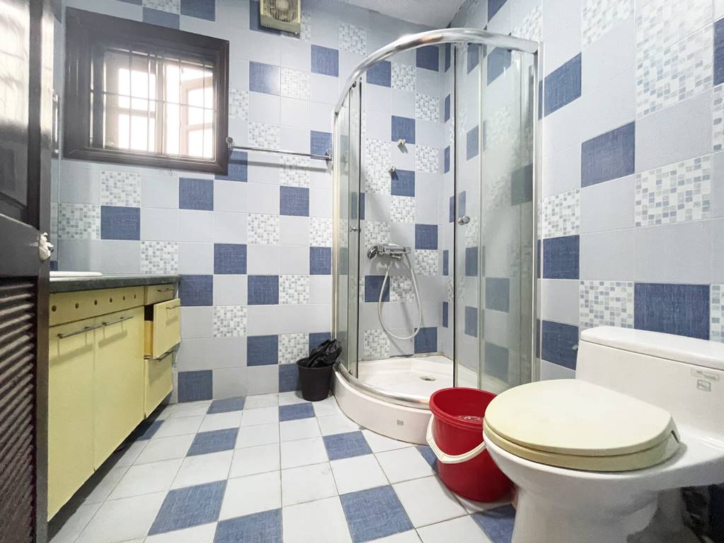 House closed to UNIS - Cheap villa for rent in D2 Ciputra 21