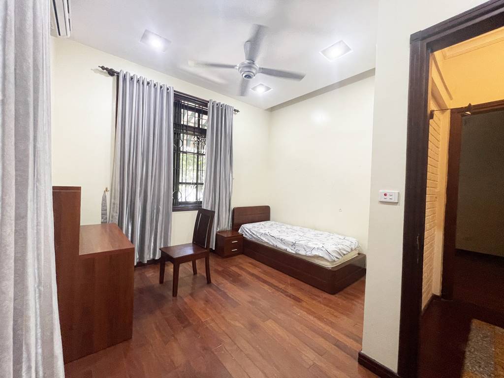 House closed to UNIS - Cheap villa for rent in D2 Ciputra 24