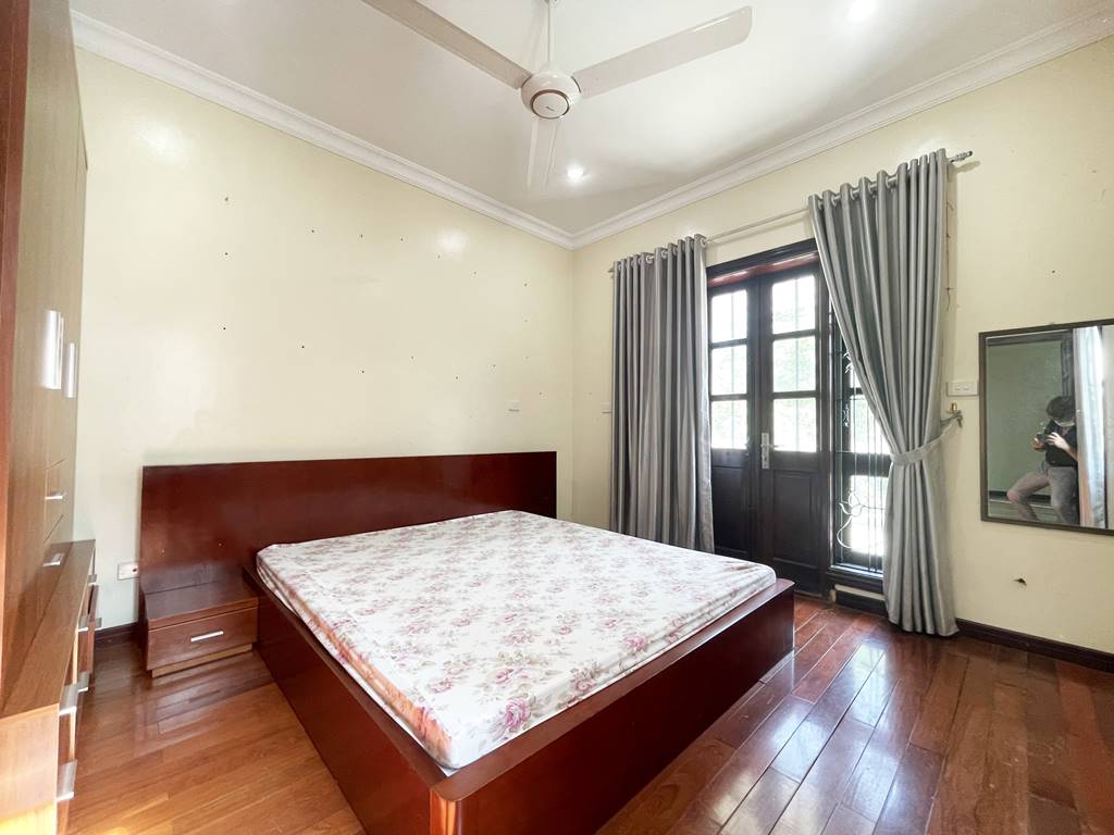 House closed to UNIS - Cheap villa for rent in D2 Ciputra 26