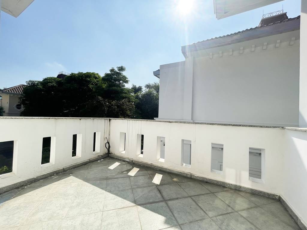 House closed to UNIS - Cheap villa for rent in D2 Ciputra 31