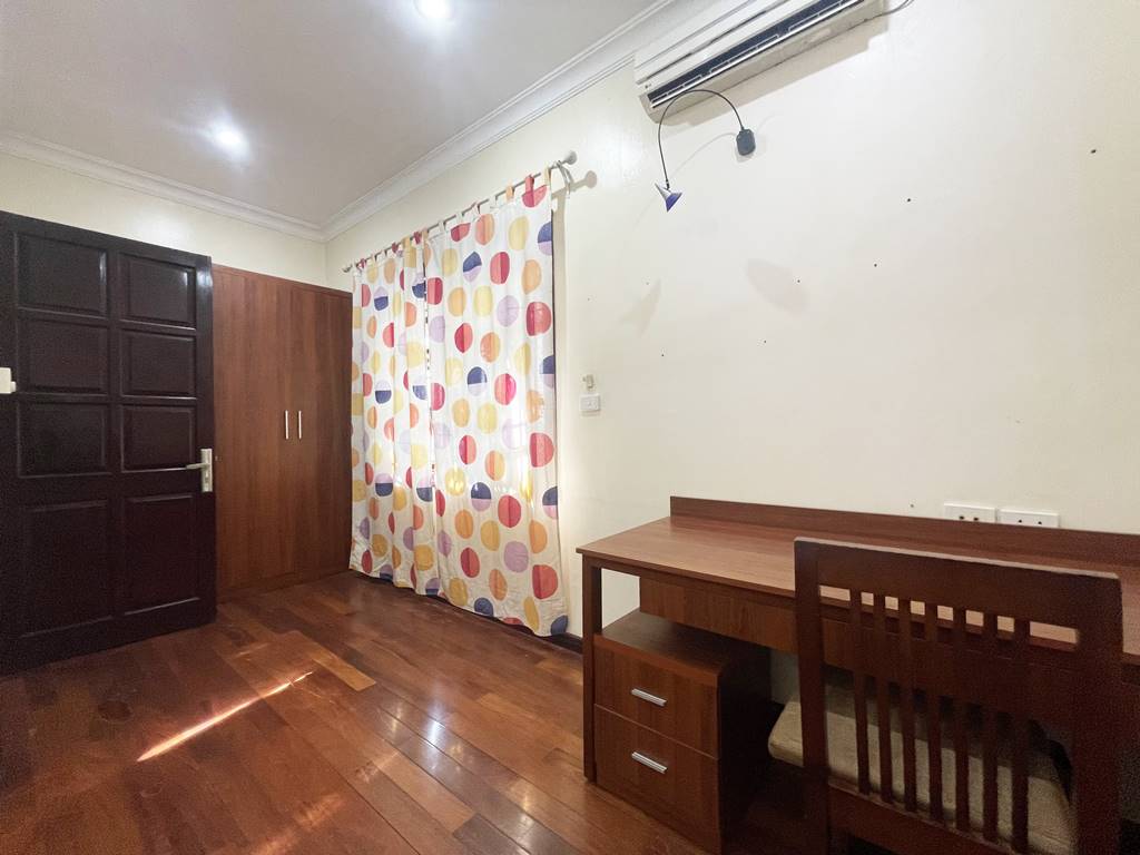 House closed to UNIS - Cheap villa for rent in D2 Ciputra 34