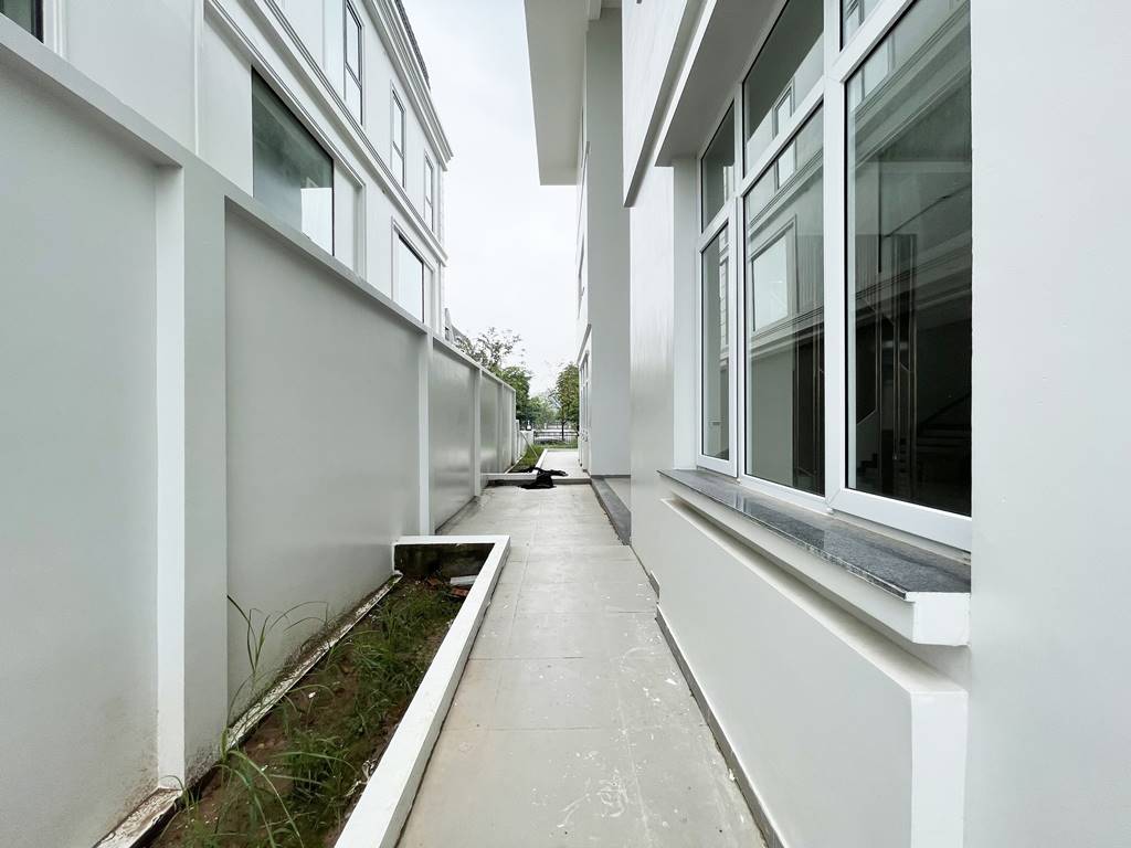 Luxurious 400sqm villa for rent in K6 Ciputra Hanoi 6