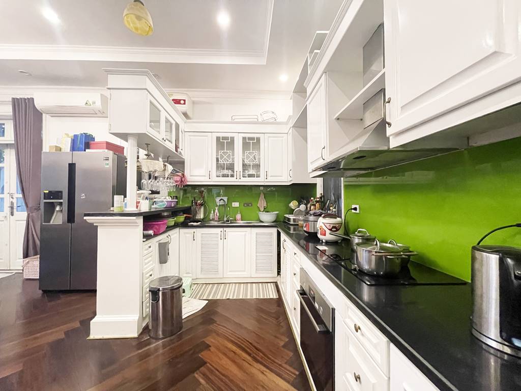 Luxurious corner villa for rent in D4 Ciputra Hanoi 10