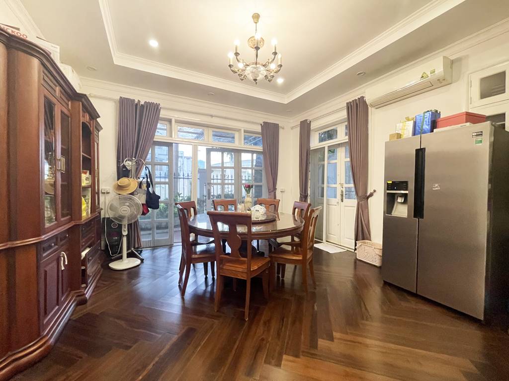 Luxurious corner villa for rent in D4 Ciputra Hanoi 12