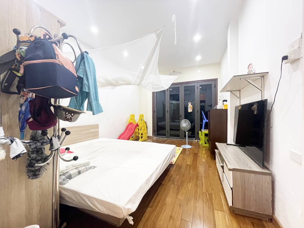 Luxurious corner villa for rent in D4 Ciputra Hanoi 14