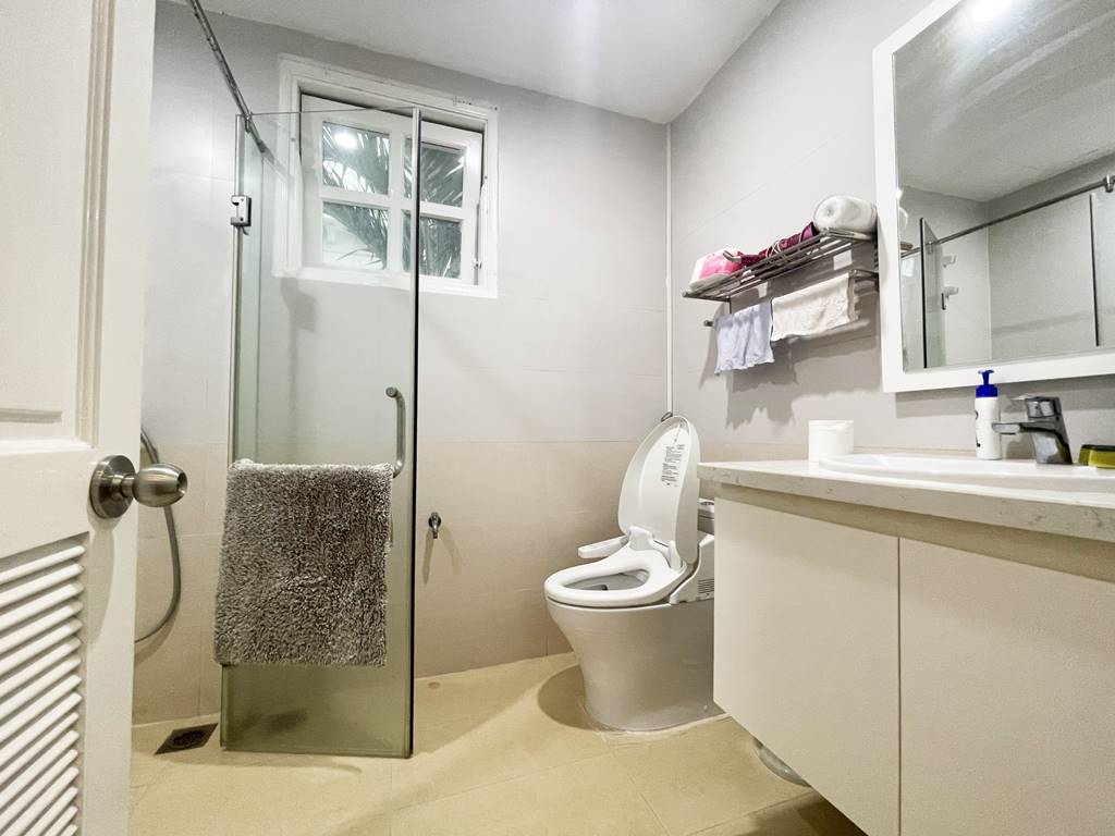 Luxurious corner villa for rent in D4 Ciputra Hanoi 16