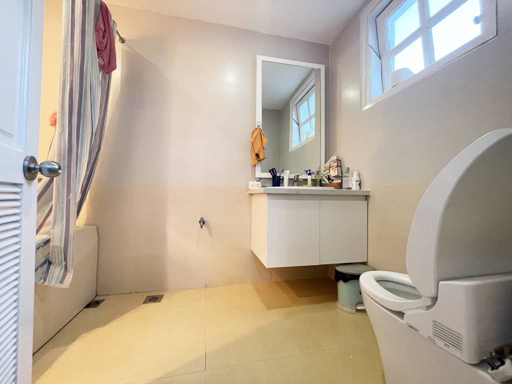 Luxurious corner villa for rent in D4 Ciputra Hanoi 17