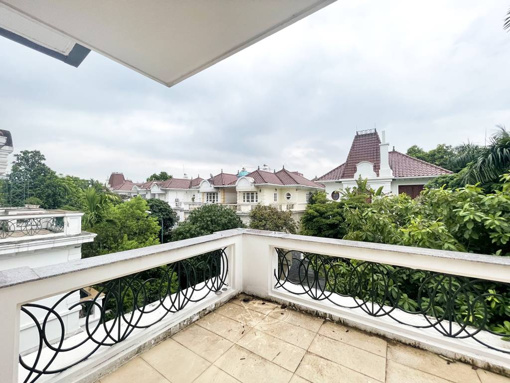 Luxurious corner villa for rent in D4 Ciputra Hanoi 28