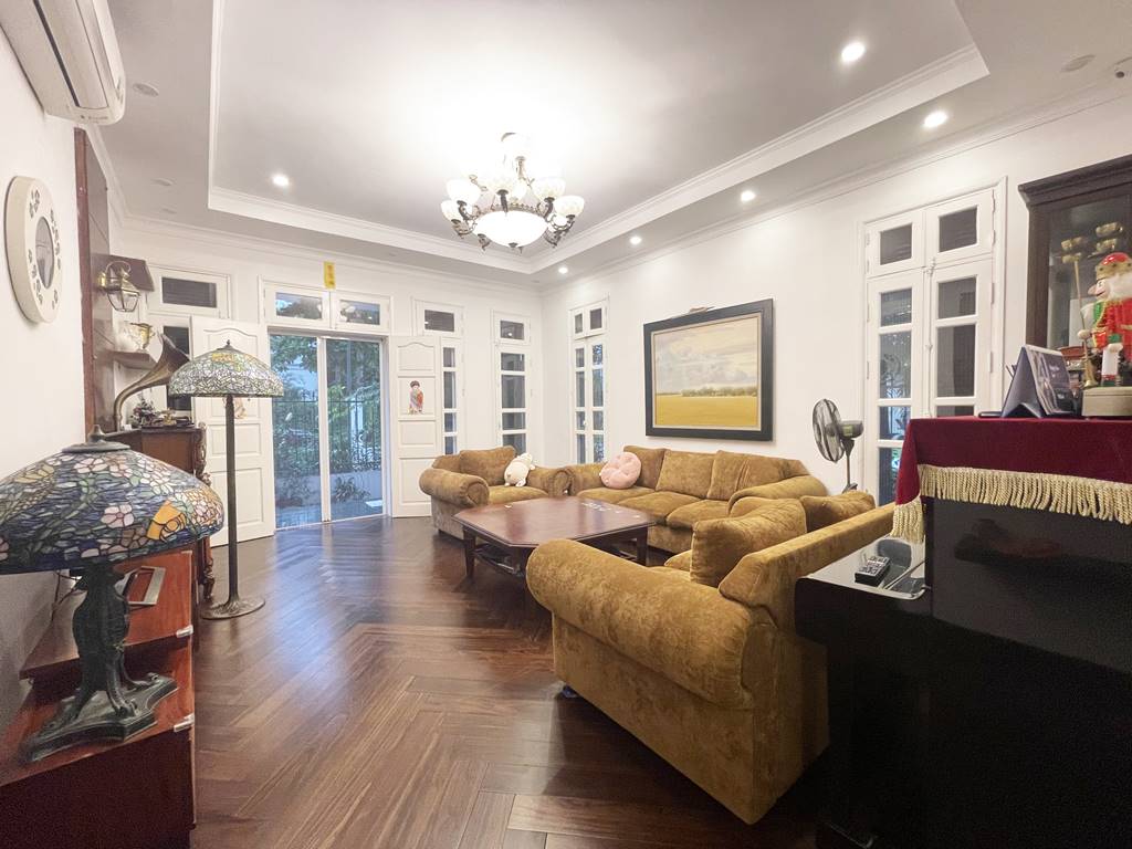Luxurious corner villa for rent in D4 Ciputra Hanoi 7