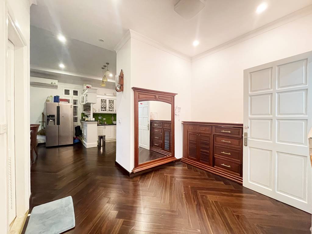 Luxurious corner villa for rent in D4 Ciputra Hanoi 8