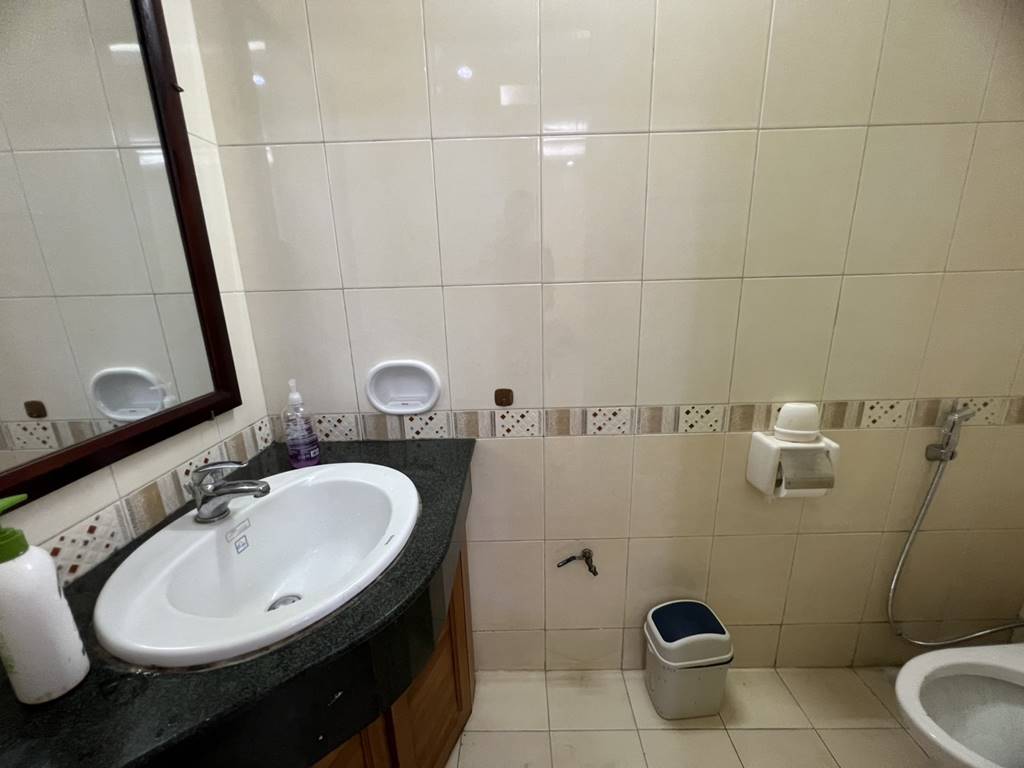 Modern 3-bedroom house for rent in Ciputra Hanoi 14