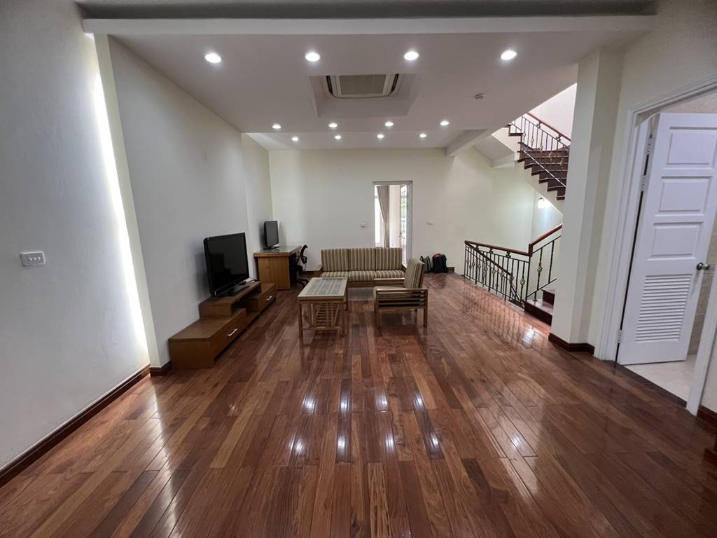 Modern 3-bedroom house for rent in Ciputra Hanoi 8