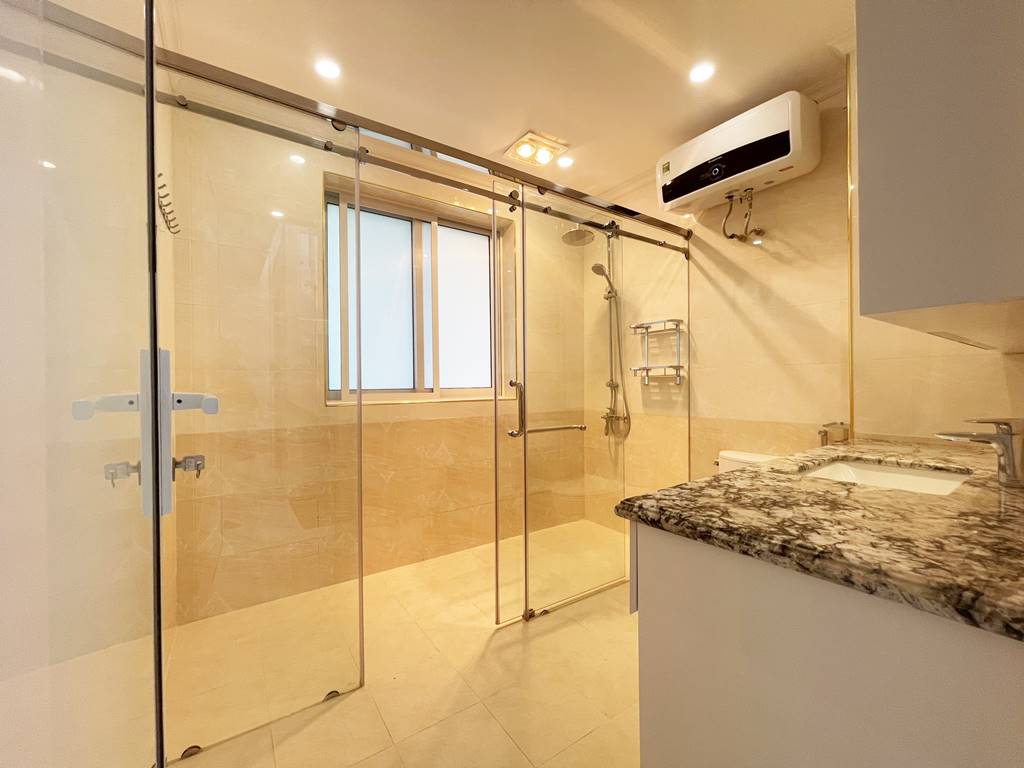 Modern 4BRs villa for rent in T5 Ciputra 14