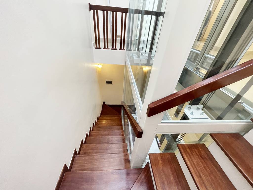 Modern 4BRs villa for rent in T5 Ciputra 8