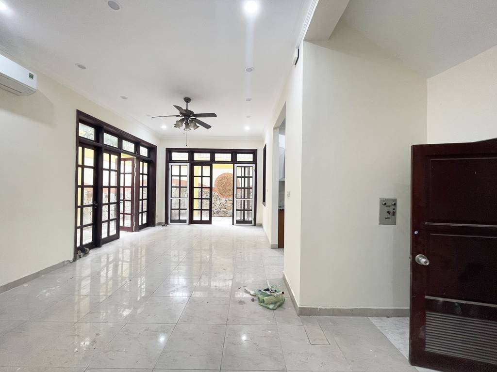 New garden house in D Ciputra for rent 4