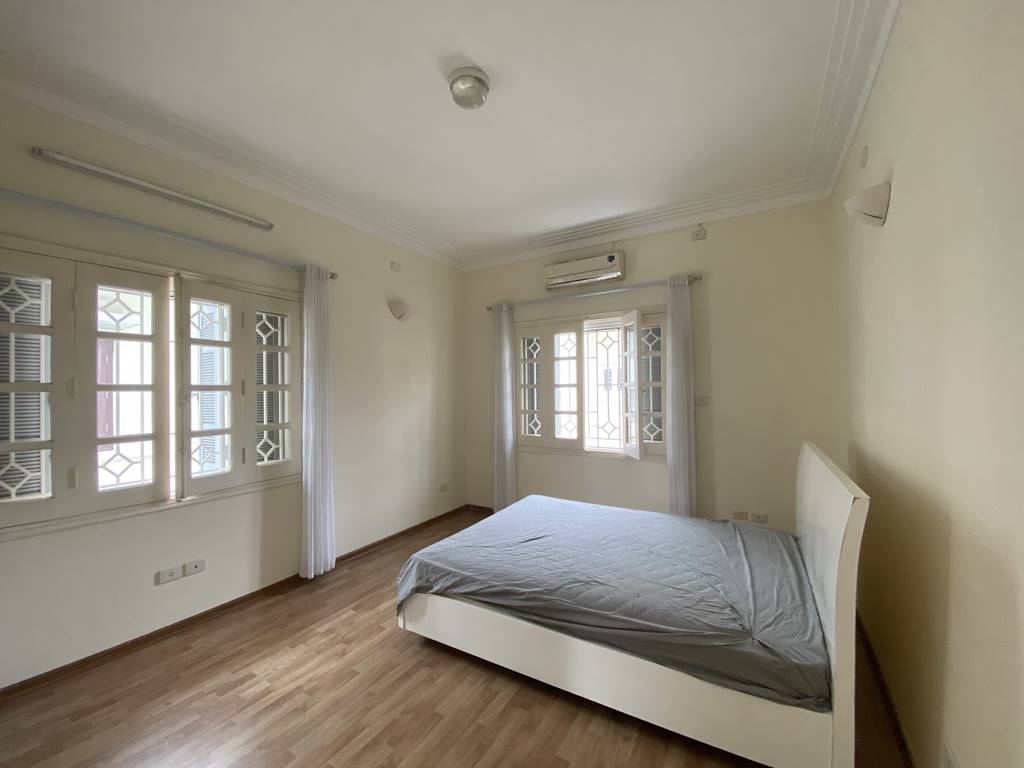 Nice 4 - bedroom house for rent in D3 Ciputra 13