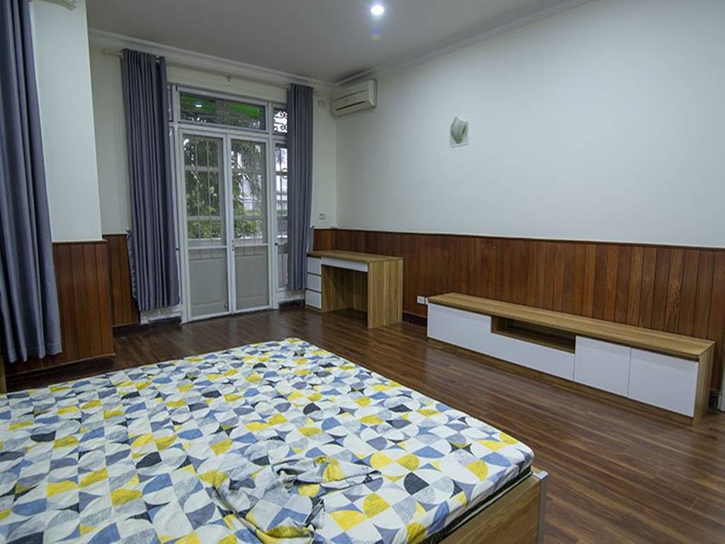 Nice garden villa for rent at D3 Ciputra 13