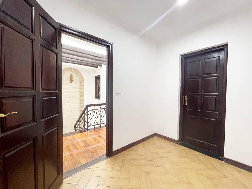 Nice renovated villa for rent at C1 Ciputra 28