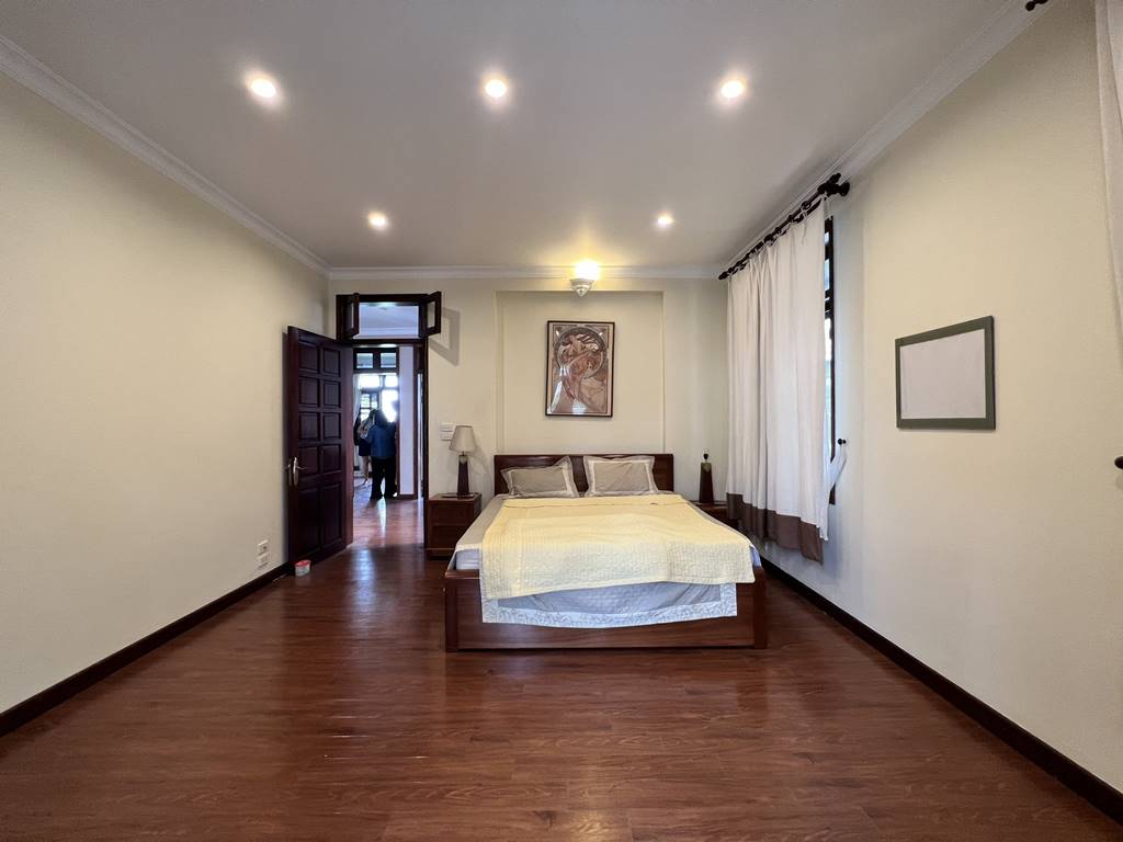 Nicely renovated 230SQM villa for rent Ciputra Hanoi 21