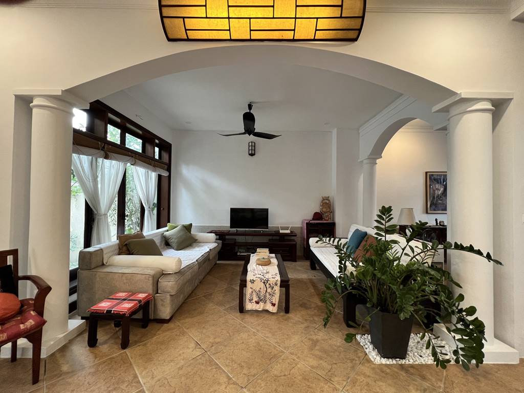 Nicely renovated 230SQM villa for rent Ciputra Hanoi 5