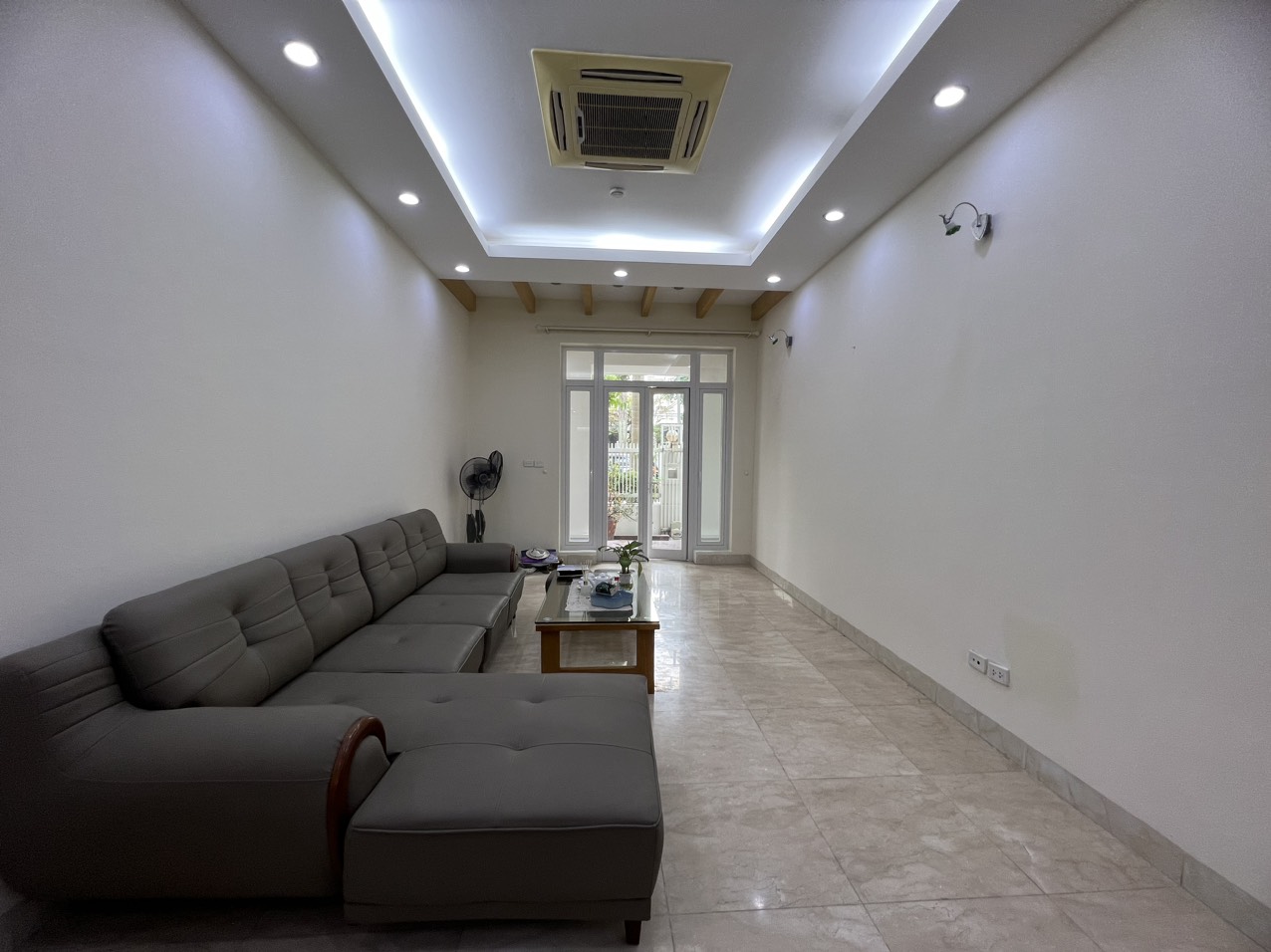 Modern 3-bedroom house for rent in Ciputra Hanoi