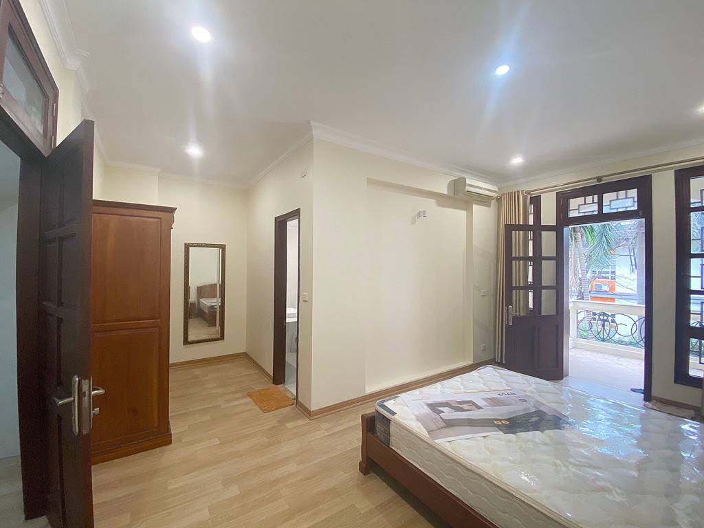 Reasonable 4BRs villa for rent in C2 block, Ciputra Hanoi 7