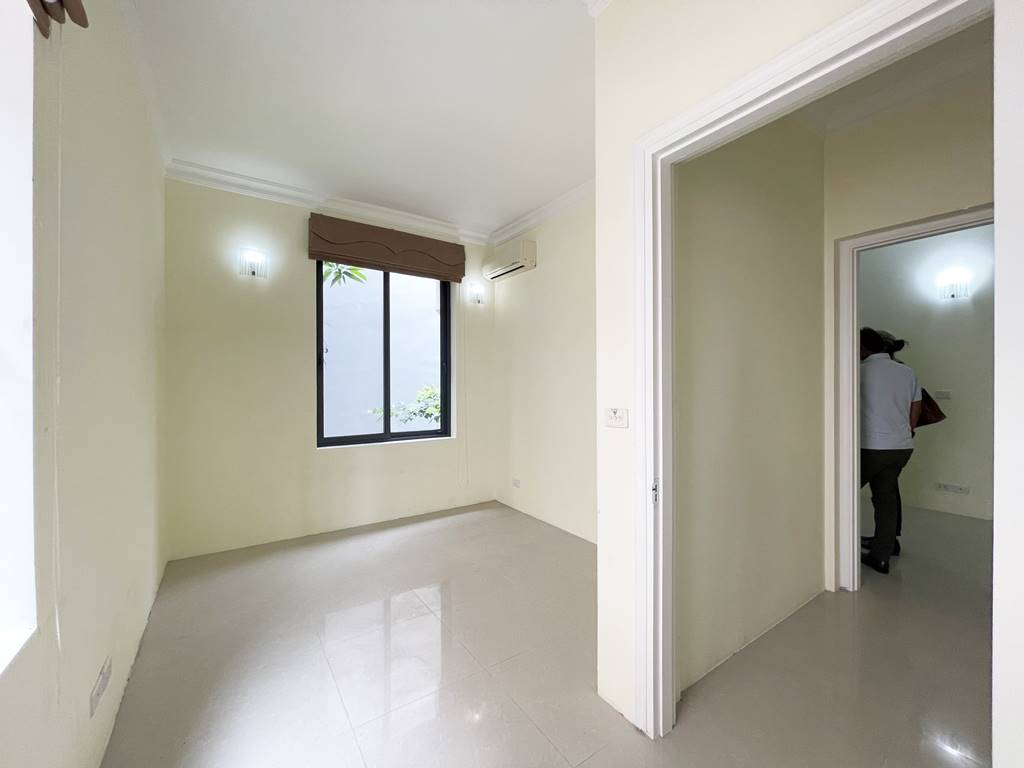 Semi - detached villa for rent in T2 Ciputra Hanoi 25