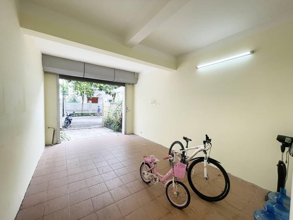 Semi - detached villa for rent in T2 Ciputra Hanoi 7